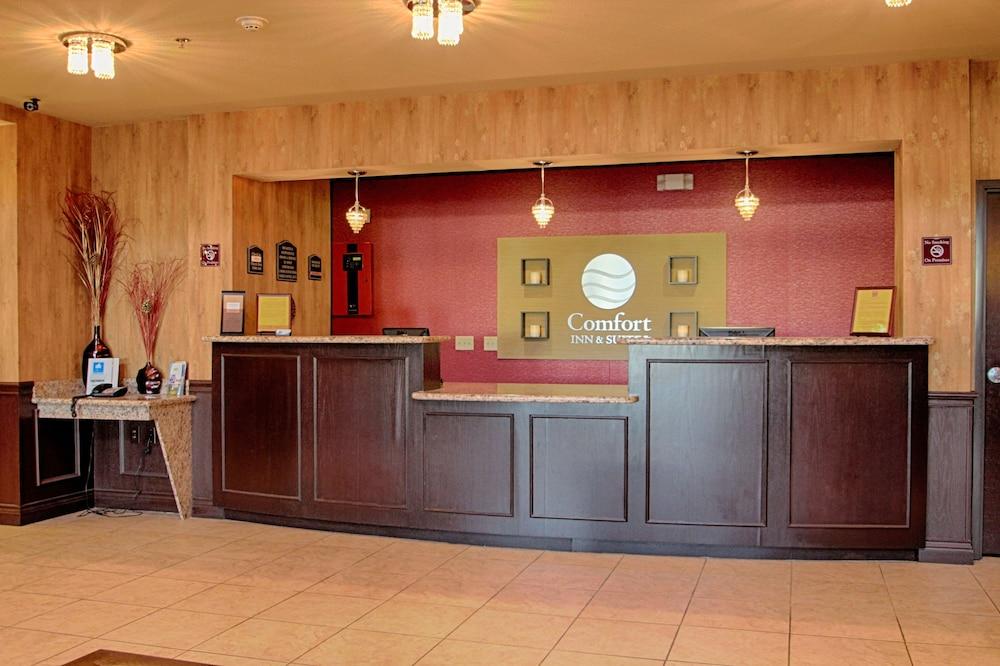 Comfort Inn & Suites Near Lake Lewisville Corinth Экстерьер фото