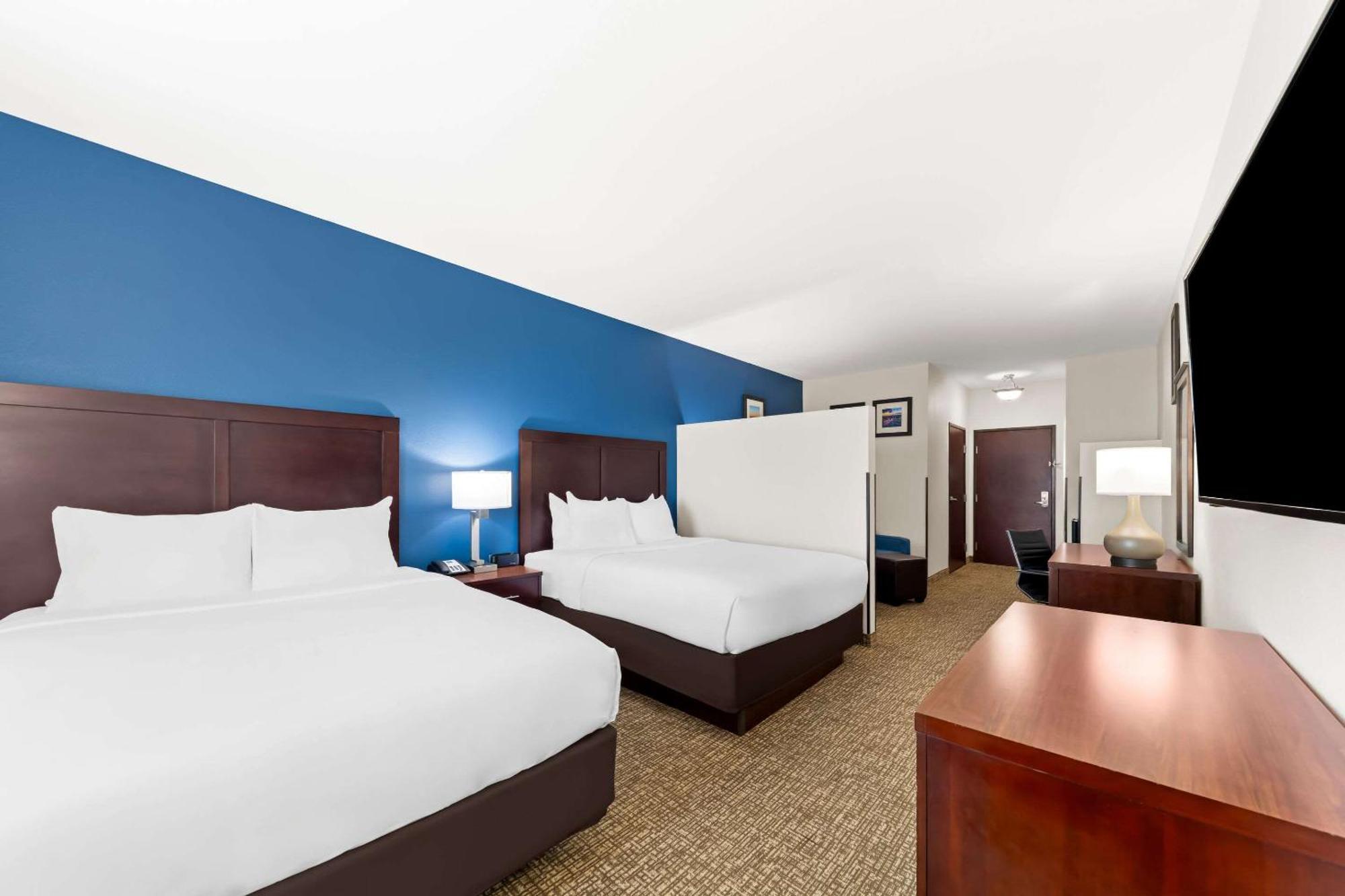 Comfort Inn & Suites Near Lake Lewisville Corinth Экстерьер фото