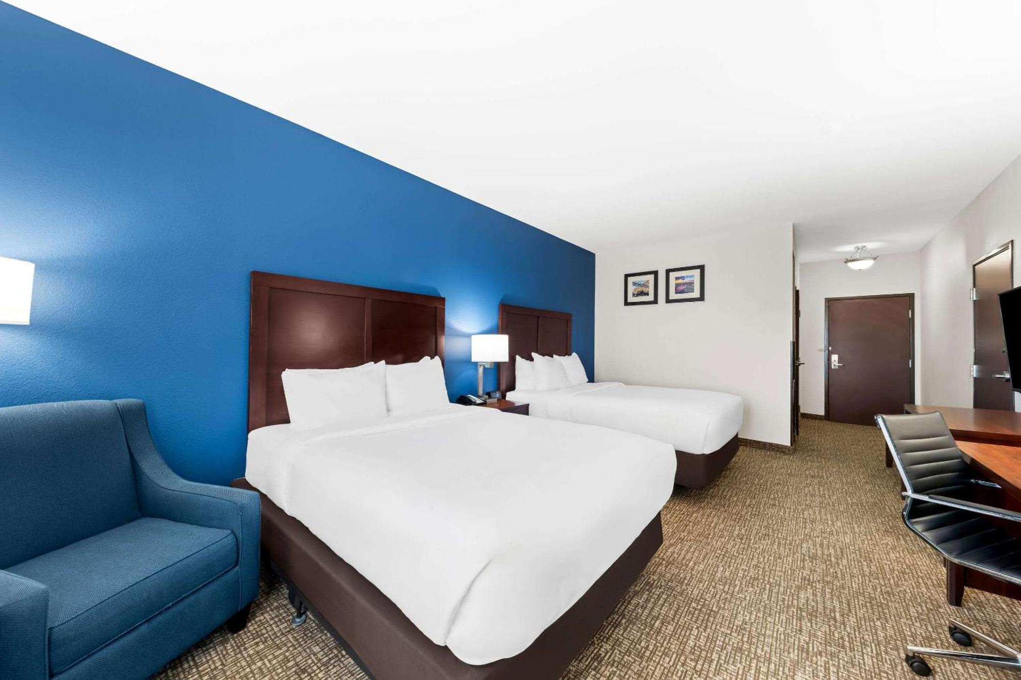 Comfort Inn & Suites Near Lake Lewisville Corinth Экстерьер фото